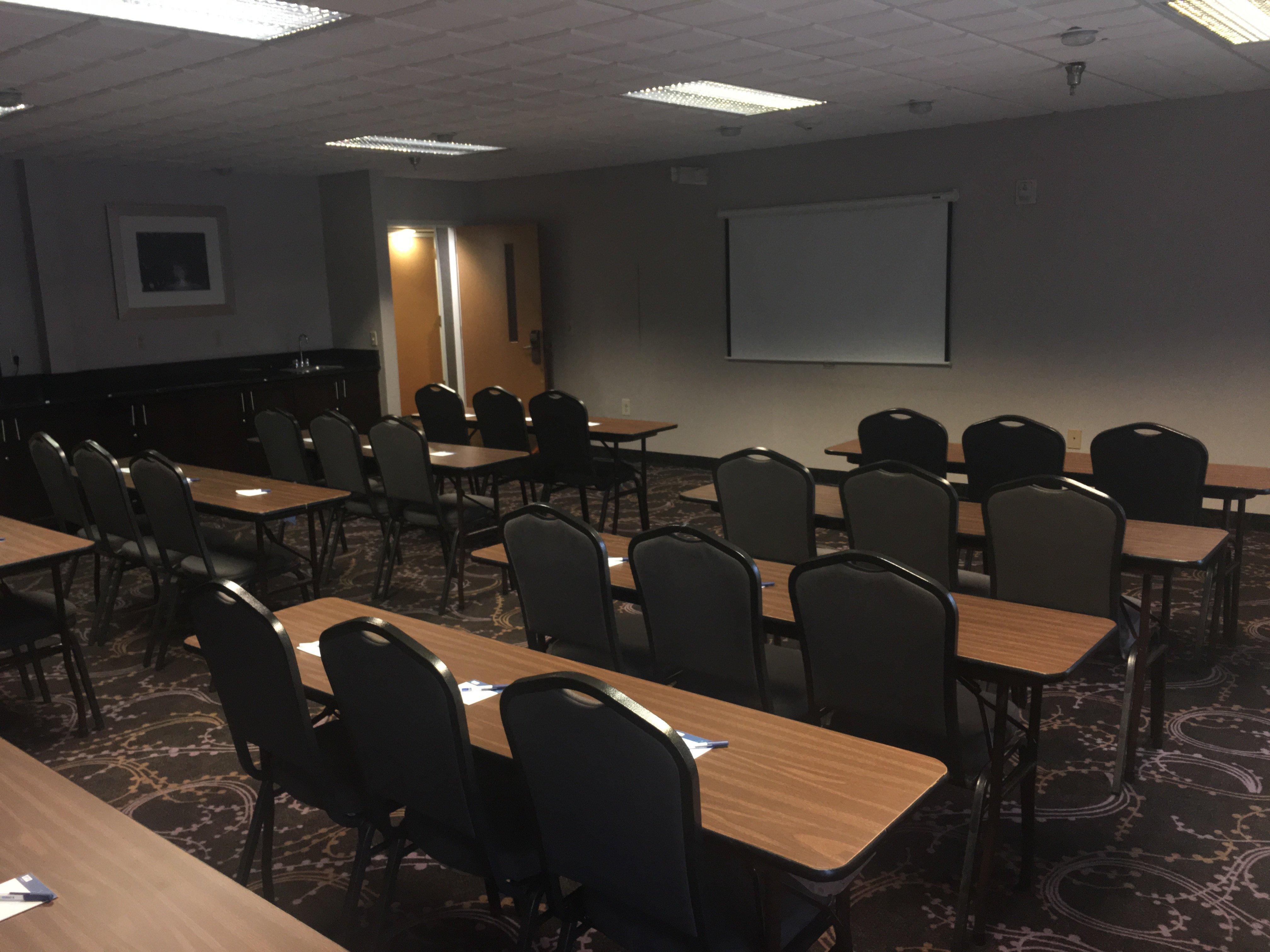 Holiday Inn Express Hotel & Suites Laurinburg By Ihg Exterior foto